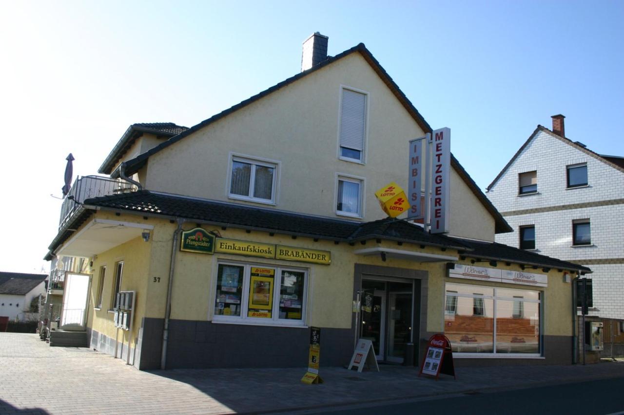 FaWiGa Monteur-und Ferienwohnung Karben Exterior foto